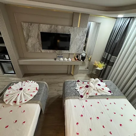 Hotel Elysia *