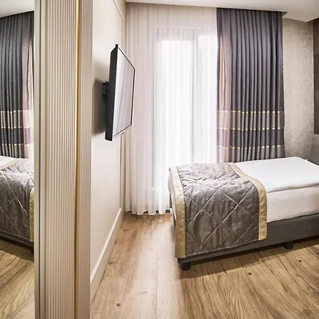 Hotel Elysia